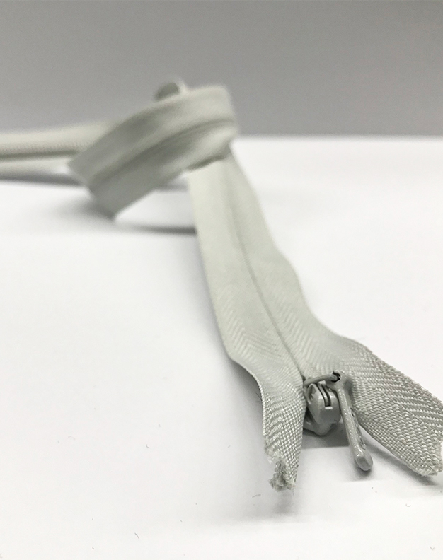 Light grey Conclealed zip 39cm