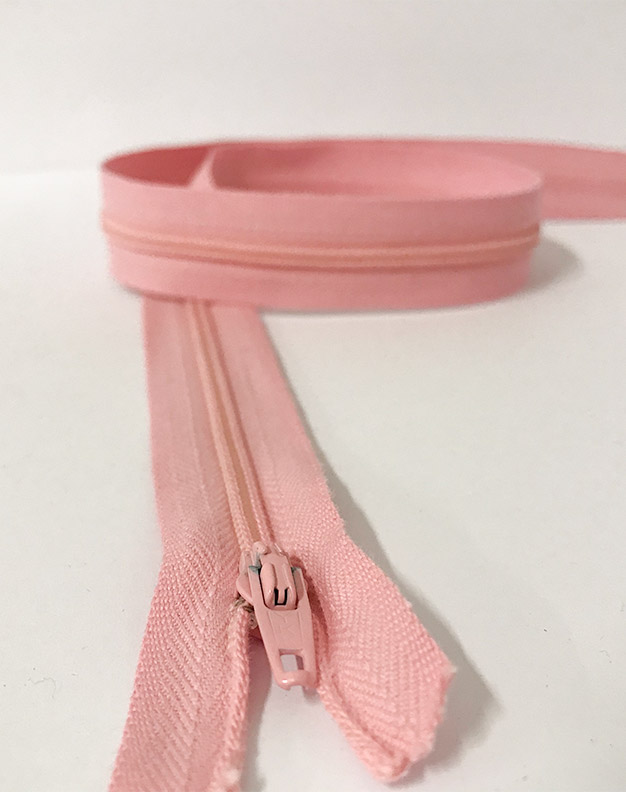 Pale pink zip 60cm